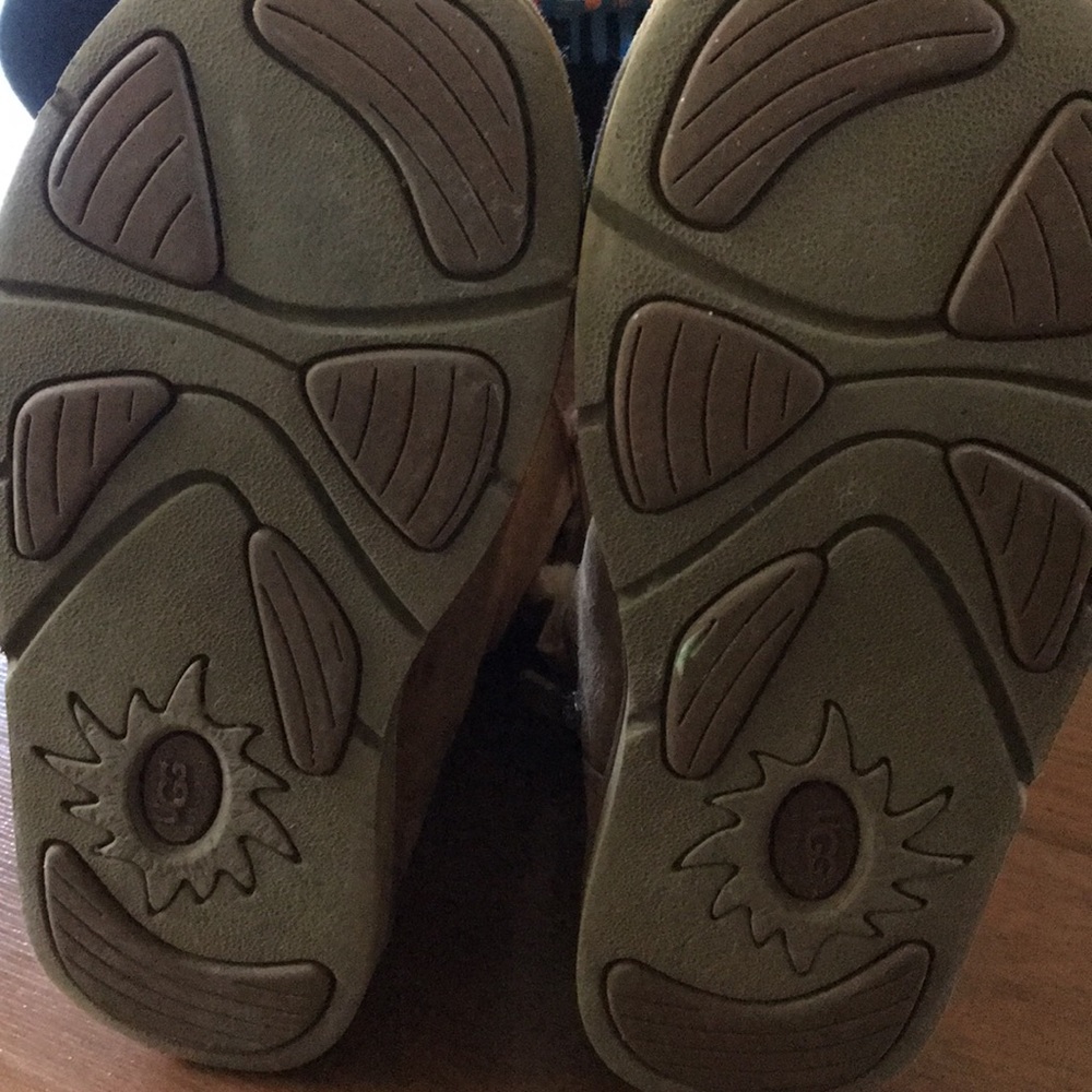 Ugg Zipper Boot - image 5